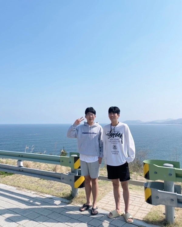 사진) 박민준(오른쪽), 박이안(왼쪽) 형제.ⓒ경기타임스